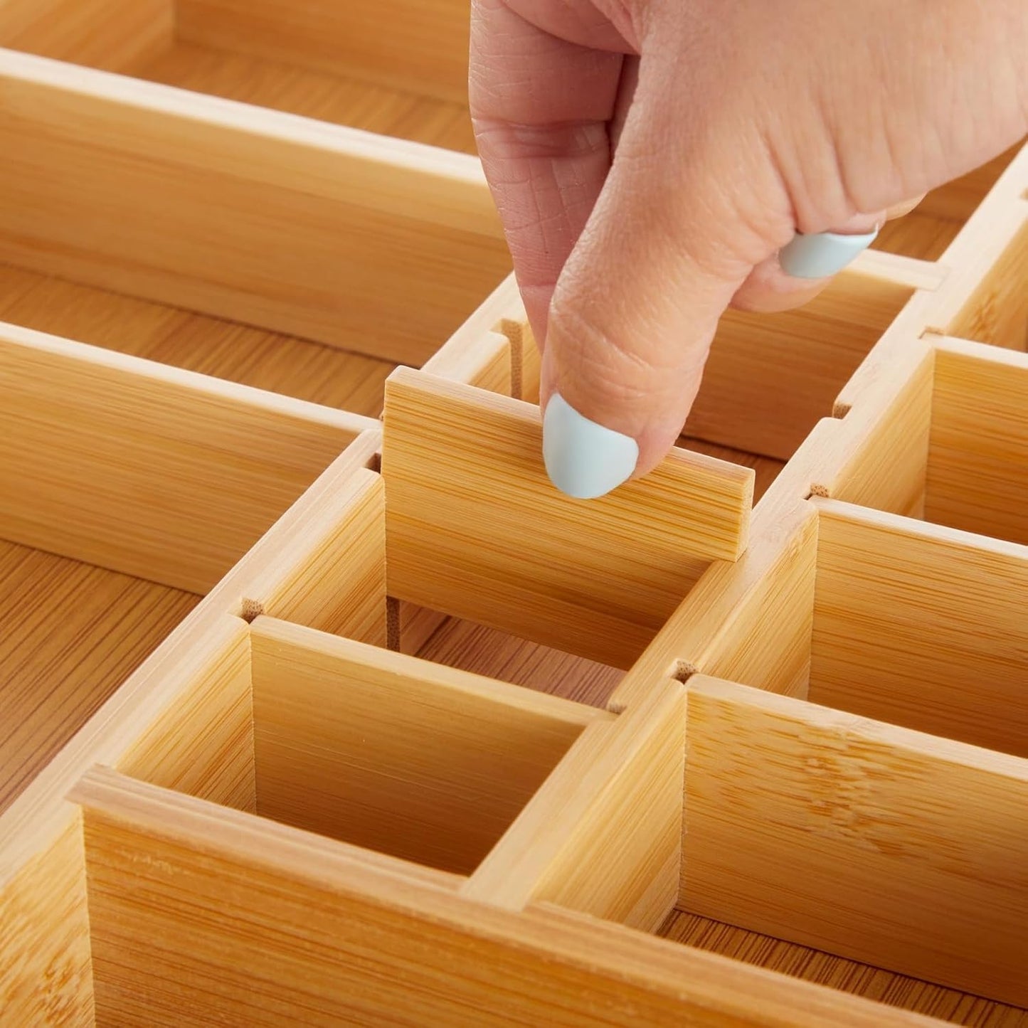 Drawer Organizer Tray - 8-Slot Drawer Divider for Utensils - Versatile Silverware Holder