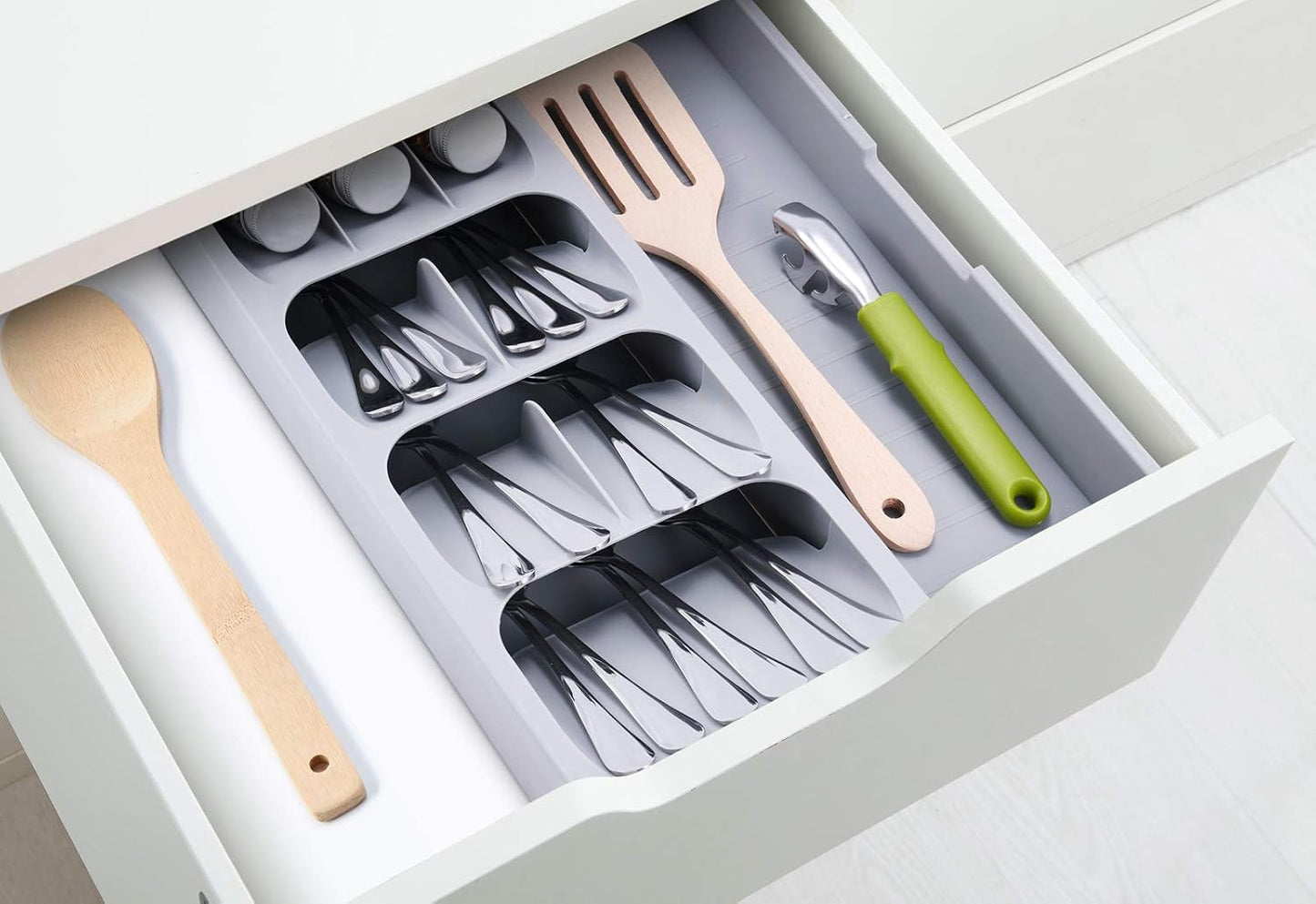 Expandable Kitchen Drawer Organizer, Adjustable Cutlery Trays and Utensil Holder