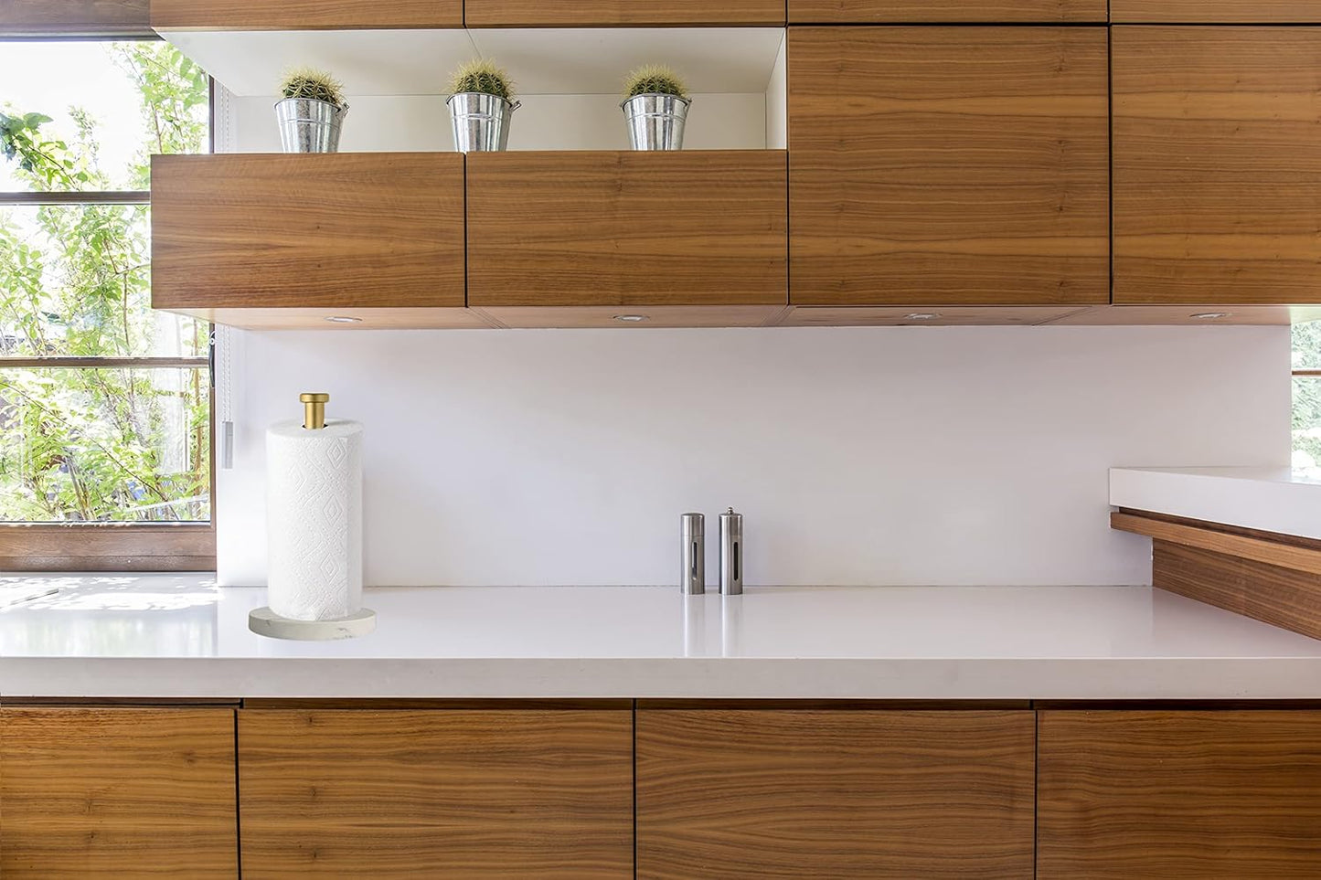 Paper Towel Holder Countertop, Standing Paper Towel Roll Holder for Kitchen Bathroom