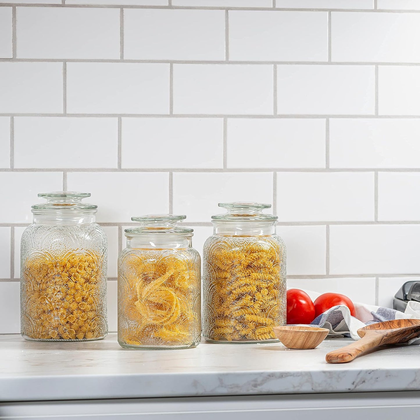 Food Storage Containers with Airtight Lids - Retro Design - Pantry Organization