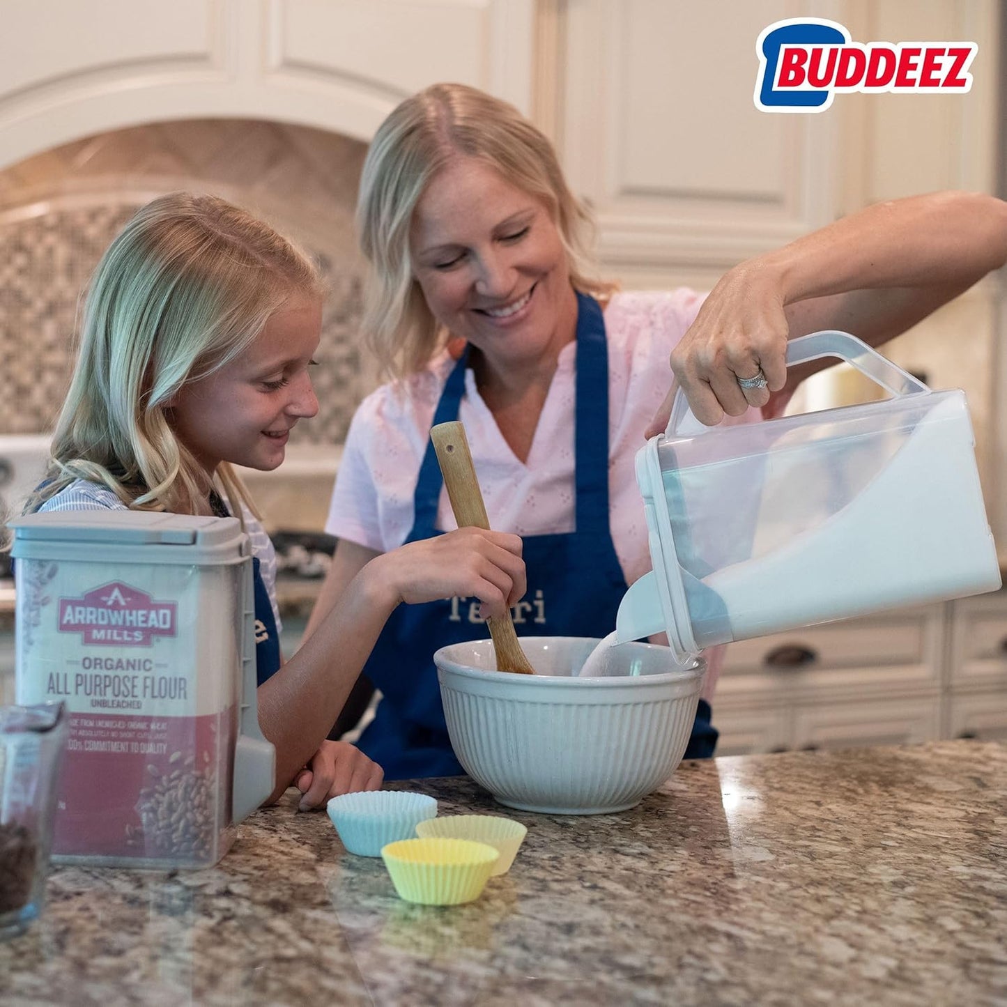 Kitchen Pantry Container - Easy Grip Handle for Mess Free Use